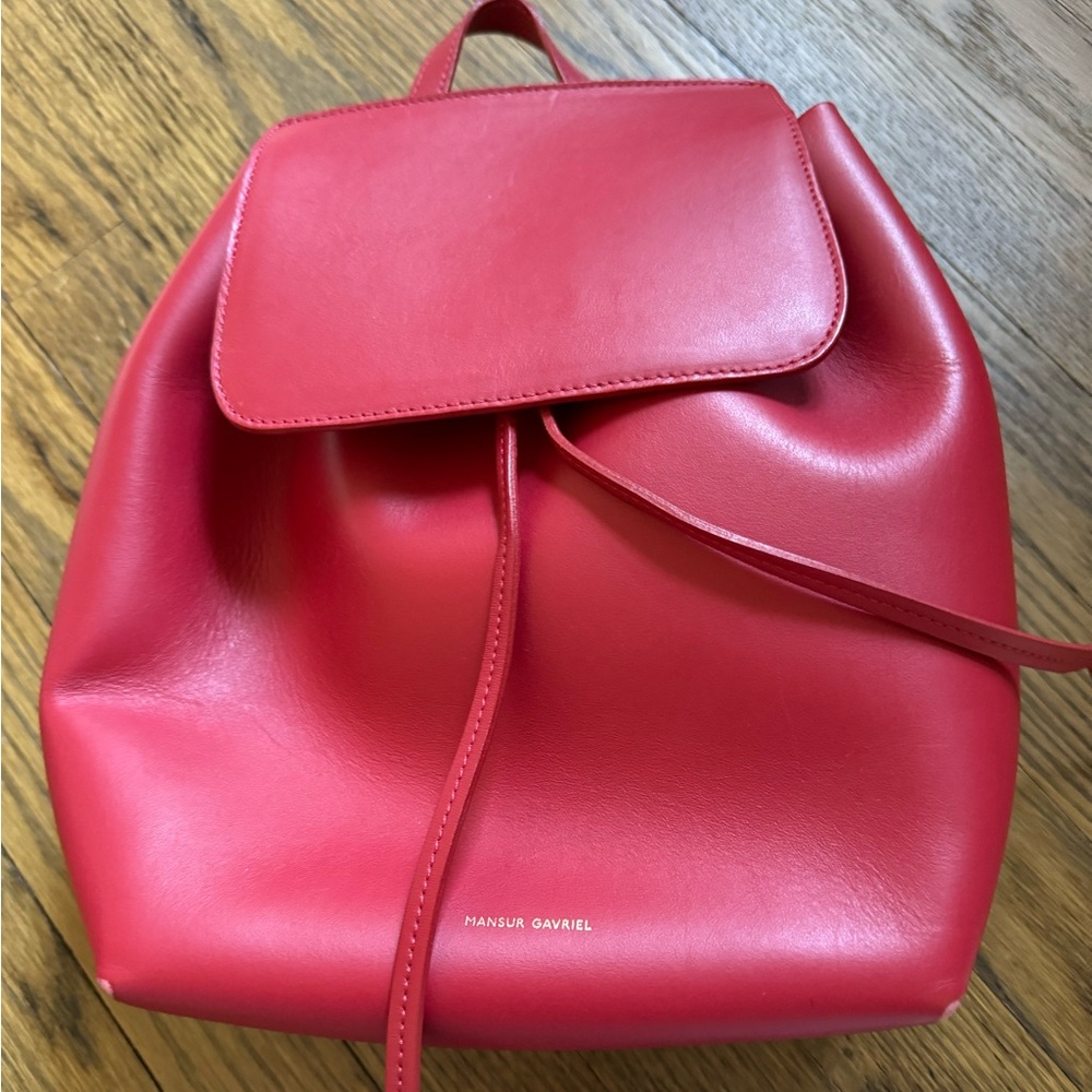 Authentic manure gravel backpack in Cherry red. Excellent used condition